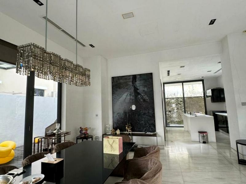 6 Bed Bungalow (Landed) for Sale in  Binjai Park - Image 11